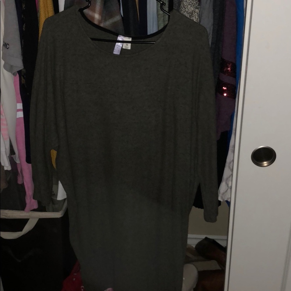 slimming green dress